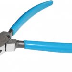 TÜÜBLITANGID PAINUTATUD. PLASTIST KAITSESERVAGA TRIUMF